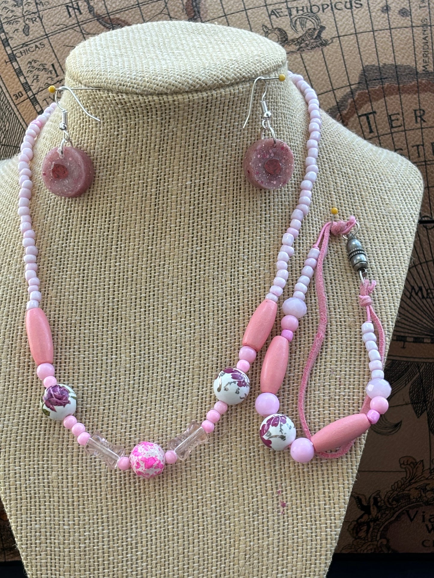 Gianna - Handcrafted Pink Floral Necklace and Bracelet with Magnetic Clasps