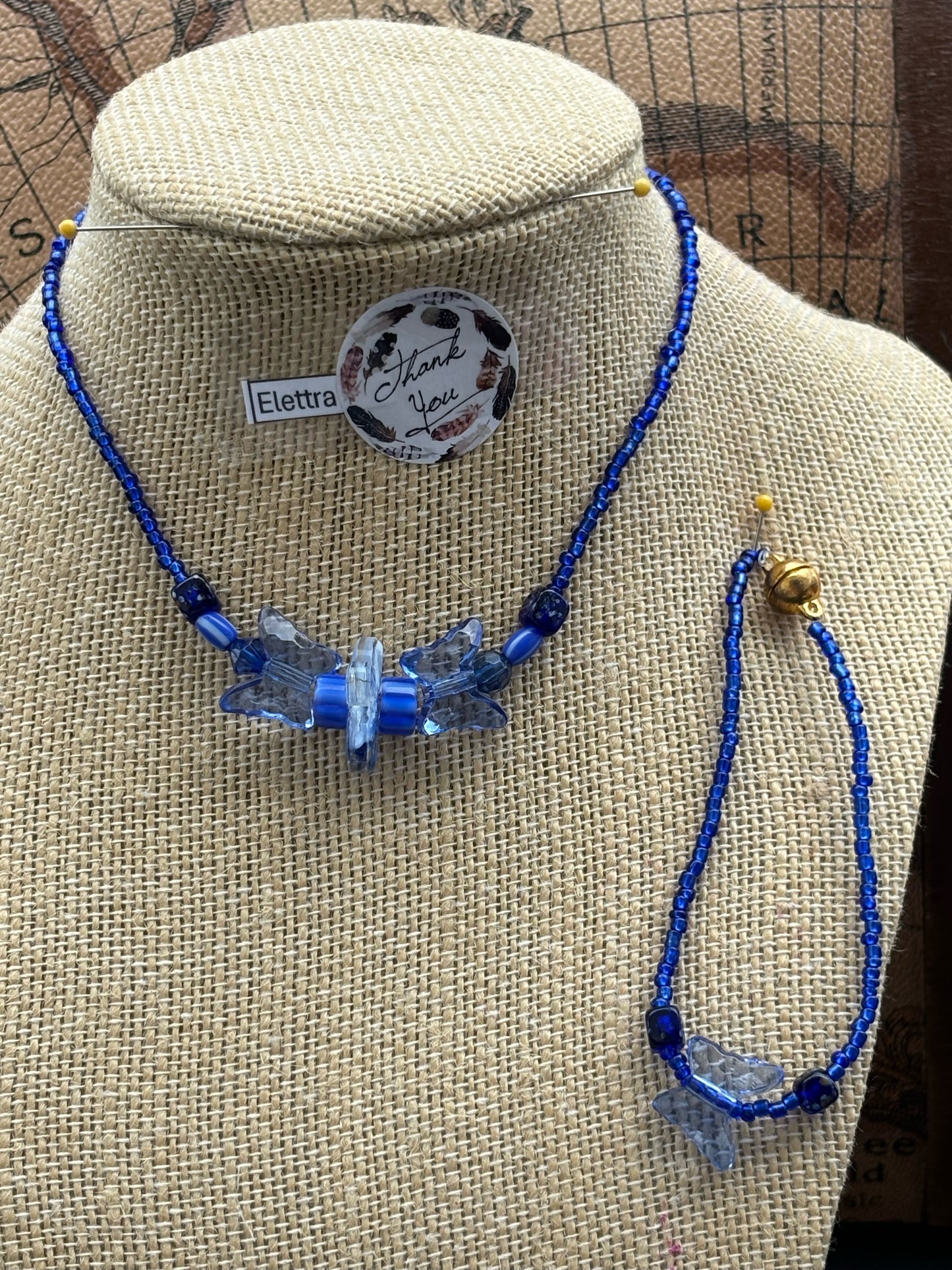 Elettra - Elegant Blue Beaded Necklace and Bracelet Set Kyanite is believed to help with stress relief, communication, and spiritual growth. It's said to align the chakras and promote a sense of calm and balance.
